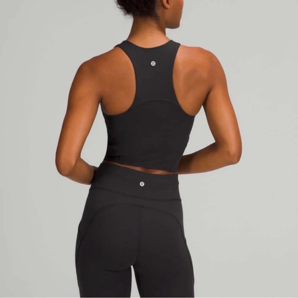 Lululemon Invigorate Training Tank Top black sports bra 8 / M - Picture 2 of 6